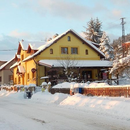 Guest House Vila Frýdštejn Eksteriør billede